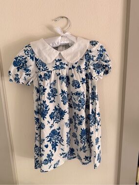 Vintage Girls 4t White & Blue Floral Peter Pan Collar Kids Dress w/ puff sleeeve